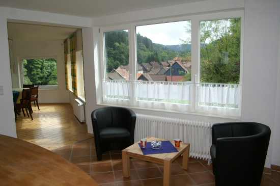 Der großzügige Gemeinschaftsbereich im Erdgeschoss Ferienhaus Niedersachsen